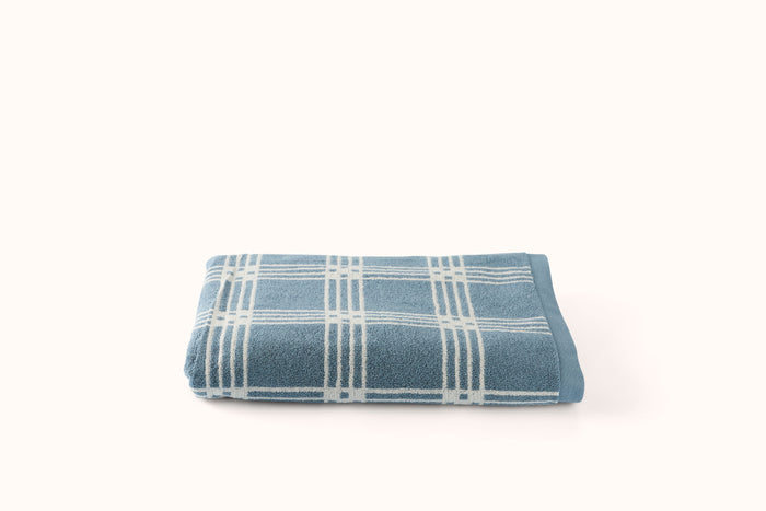 BAINA CELESTE & CHALK FRISA POOL TOWEL