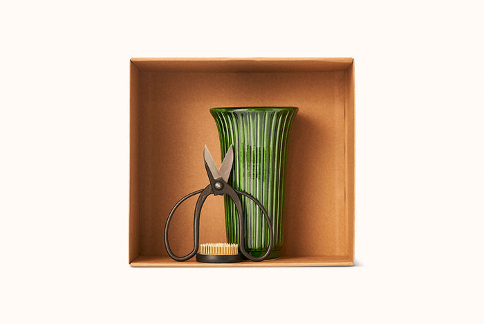 BERGS POTTER EMERALD GLAZED DAISY VASE H20