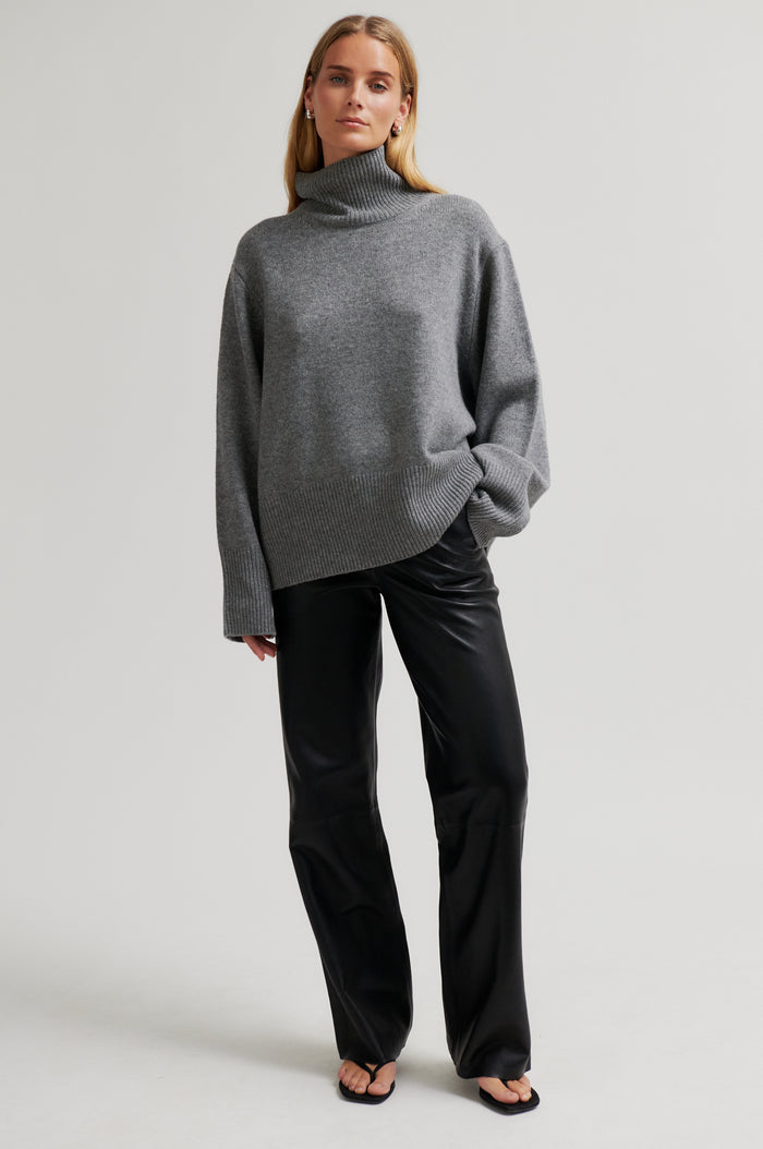 Alpha Knit T-Neck