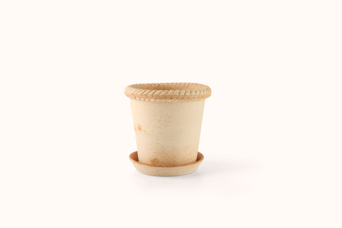BERGS POTTER ROSA EMILIA TERRACOTTA POT W/SAUCER