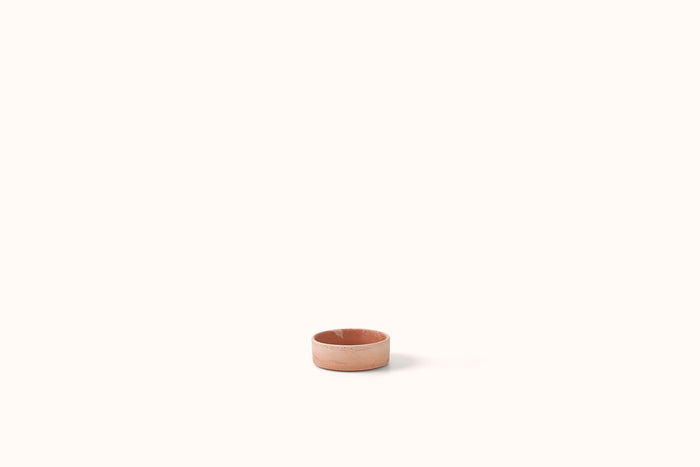 BERGS POTTER ROSA TERRACOTTA HOFF SAUCER 14/5.5"