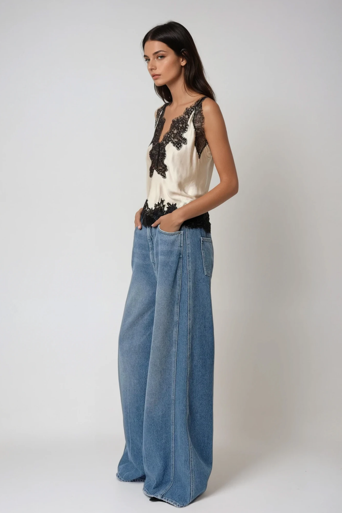Bess Lace Satin Top In Apricot