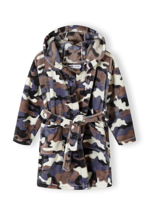 Boys robe in camouflage pattern with hood, front view, featuring tie belt and pockets.