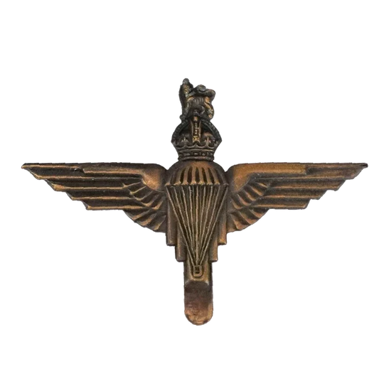 British WWII Parachute Regiment Cap Badge, Item 3 - British Army Surplus - Flags, Badges & Insignia