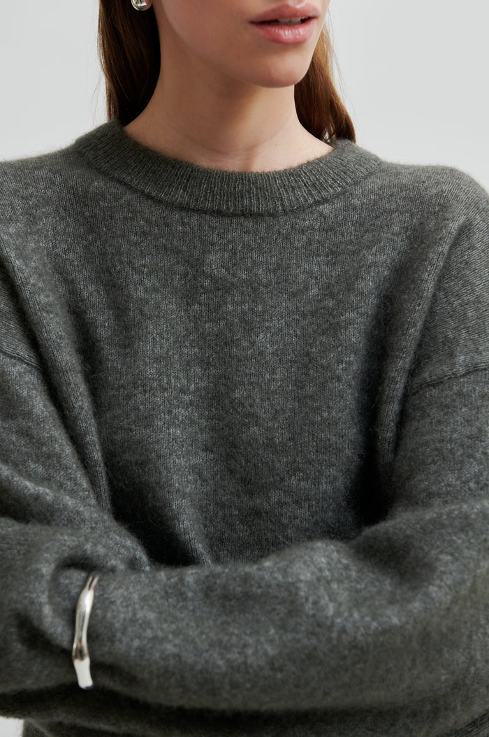 Brook Knit Drop Shoulder O-Neck