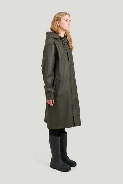 Classic long rain jacket with stylish press studs