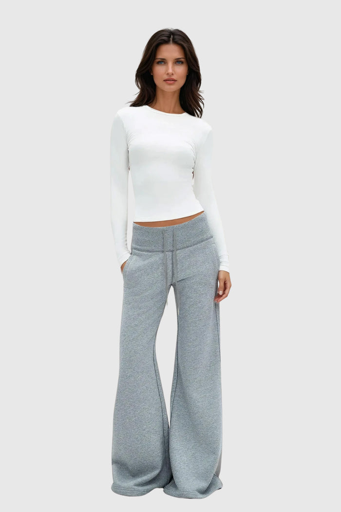 Delicia Straight Pants In Grey