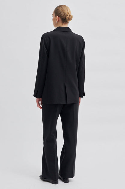 Evie Classic Blazer