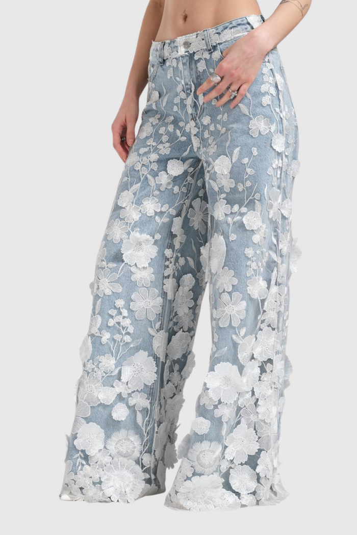 Judith Flower Embroidered Jeans