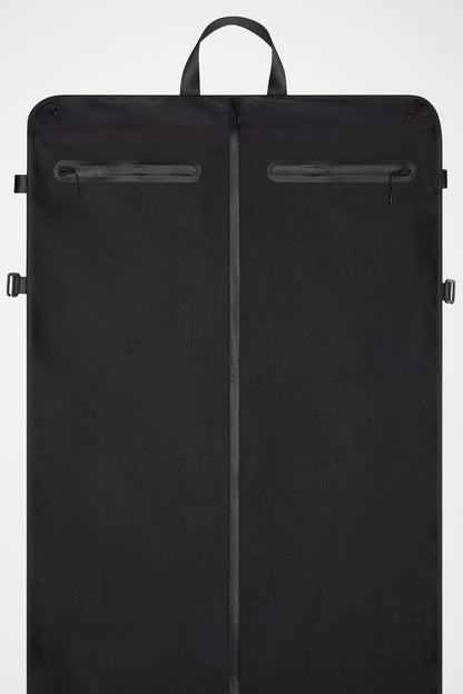 RAINS OTG Suitbag Black 23L H132 x D3 x W60 cm Messenger