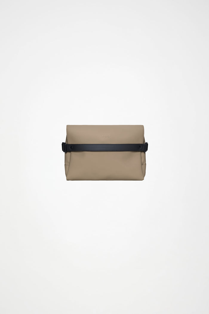 RAINS OTG Wash Bag Beige 3.50L H20 x D6 x W27 cm Wash Bag