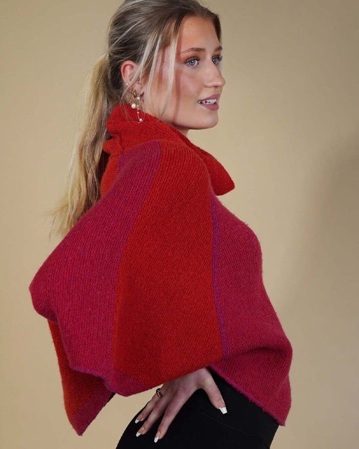 Pirouette poncho / cape by Hanne Falkenberg, knitting pattern