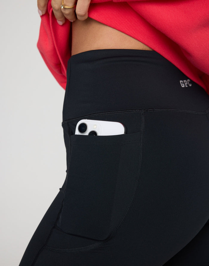 Relentless 6" Bike Short in Black