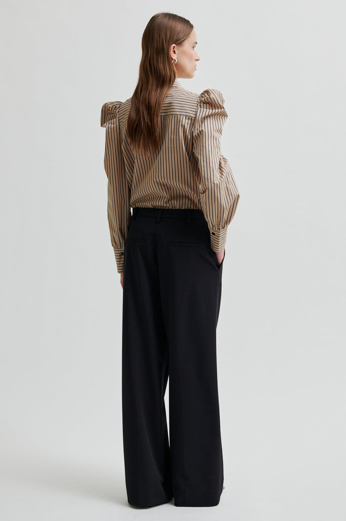 Serina Slim Shirt