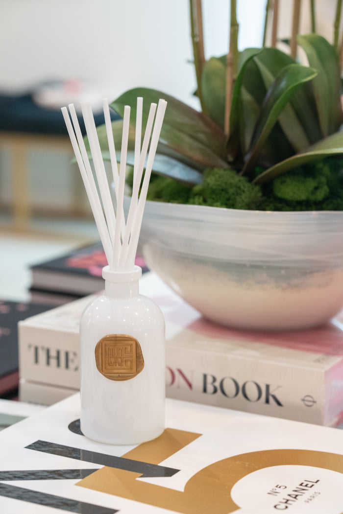 Signature Diffuser