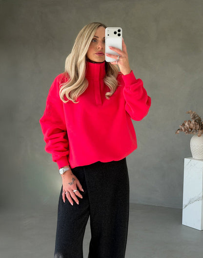 Snap Collar Sierra Sweatshirt in Power Red