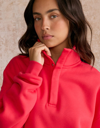 Snap Collar Sierra Sweatshirt in Power Red