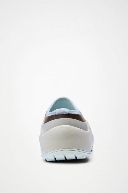 The Dry Clog W