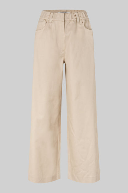 Willie Jeans